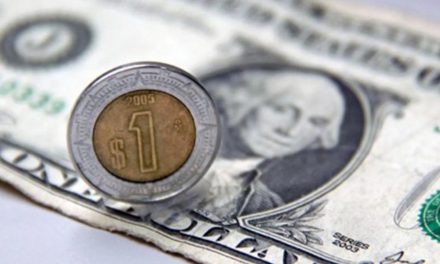 El peso mexicano cierra el año con un sólido avance del 10% frente al dólar