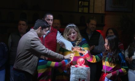 Ramos Arizpe ilumina su Navidad con el encendido del pino
