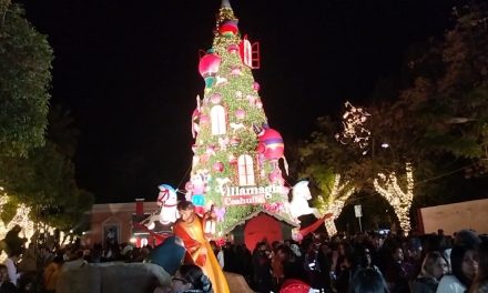 Se enciende Villa Magia Coahuila por primera vez en Parras