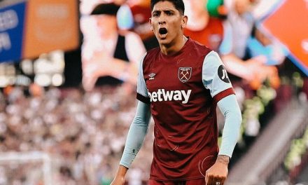 Edson Álvarez brilla en la victoria del West Ham sobre el Manchester United