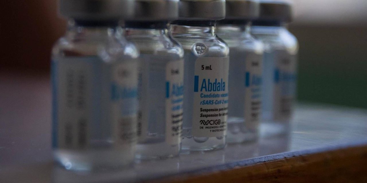México recibe 2.8 millones de dosis de la vacuna Abdala provenientes de Cuba