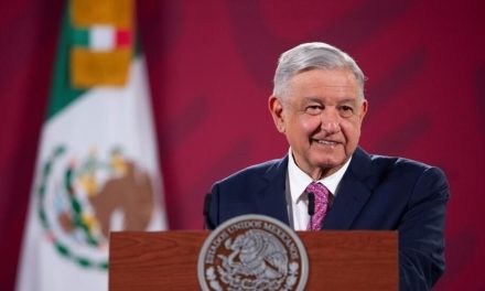 Gobernadores de Morena rechazan el fallo del TEPJF contra AMLO