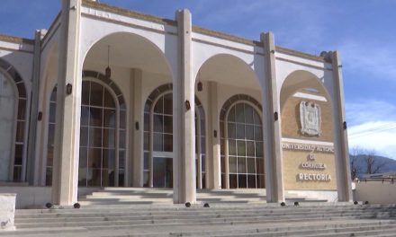 Repudian injerencia política en autonomía de la UAdeC