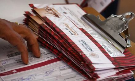 Convocan a renovar tarjetas del Bienestar en Sabinas