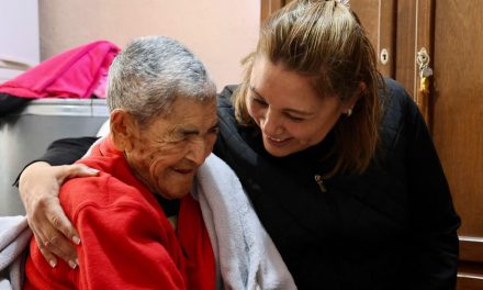 Apoya Diana Haro a sectores vulnerables