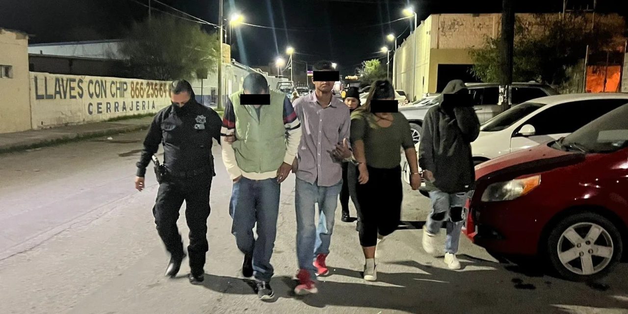 Cae familia de farderos en Monclova