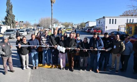 Entregan pavimentación y avances de anillo periférico