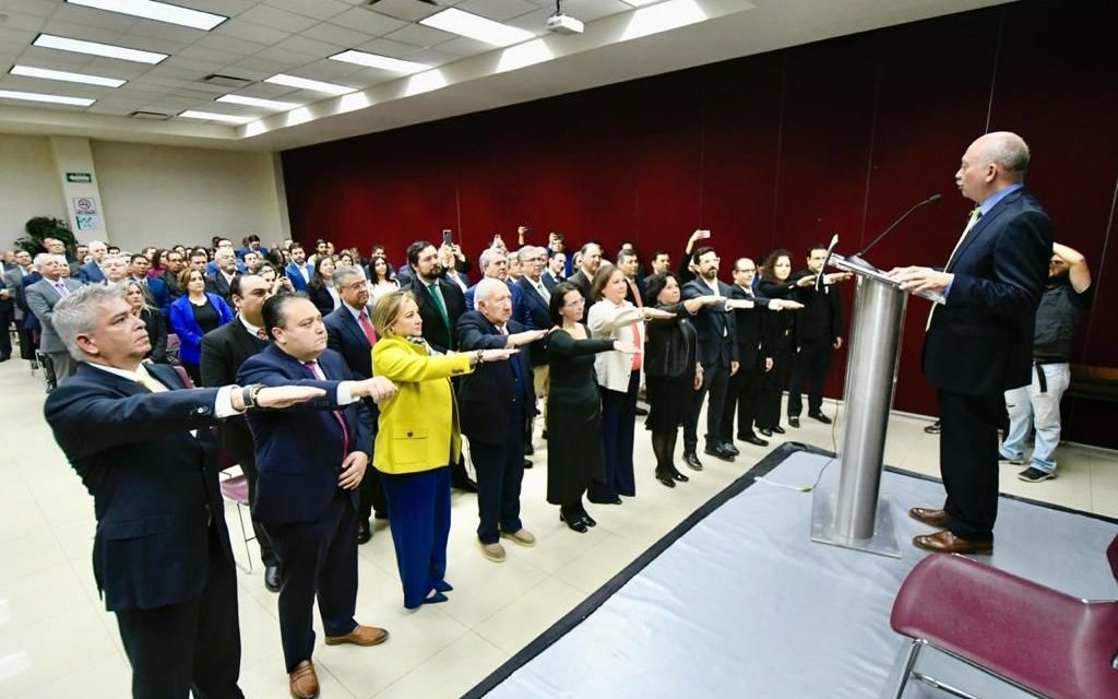 Dan nombramientos en nuevo Consejo de Notarios de Coahuila