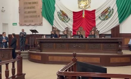 No pone atención Alfredo Paredes a las sesiones