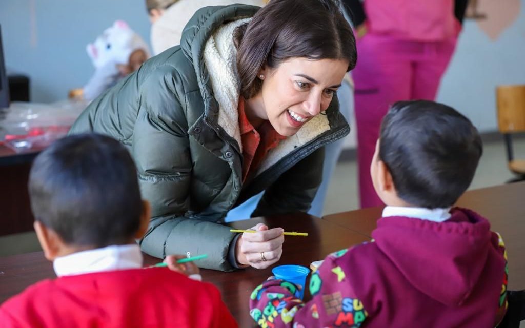 Visita Paola Rodríguez ejidos y casa cuna en la región Laguna