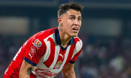 Cristian ‘Chicote’ Calderón da señales de un traspaso al América en redes sociales