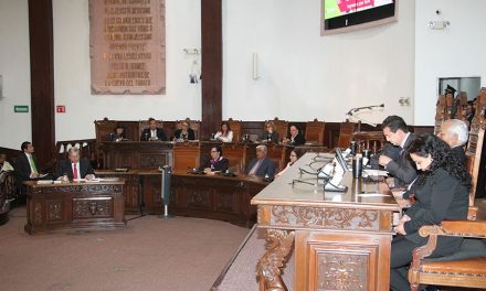 Toma protesta diputado suplente por licencia del diputado Jesús María Montemayor