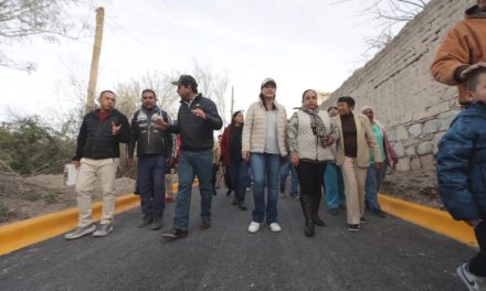 Familias de Parras elevan su calidad de vida con más obras sociales