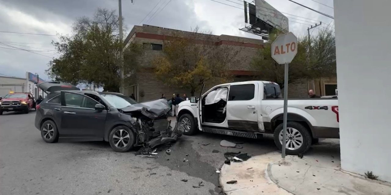 Ignora señales de alto y provoca un aparatoso choque al norte de Saltillo