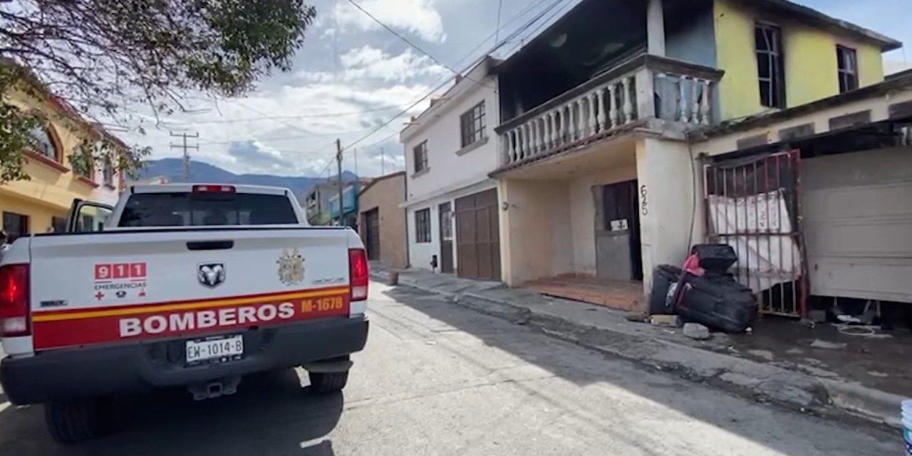 Incendio consume vivienda en Saltillo