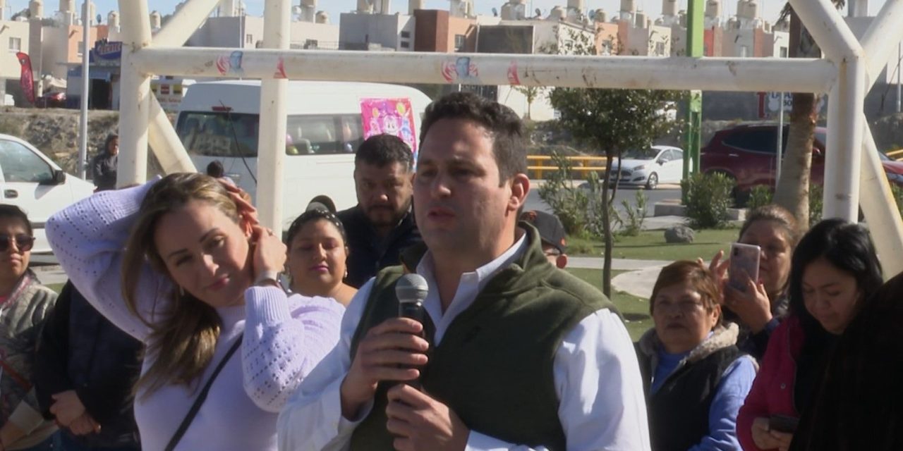 Javier Diaz visitó la colonia Hacienda Narro