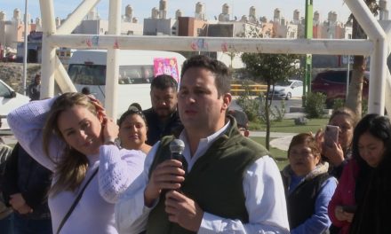 Javier Diaz visitó la colonia Hacienda Narro
