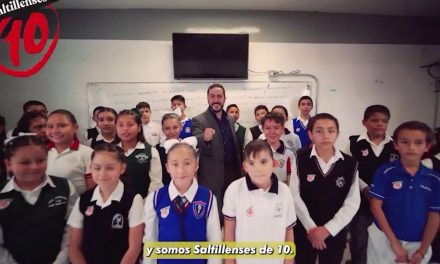 Presenta Chema Fraustro Saltillenses de 10