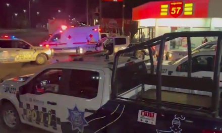 Queda libre sujeto que arrojó a mujer de auto en movimiento en Monclova