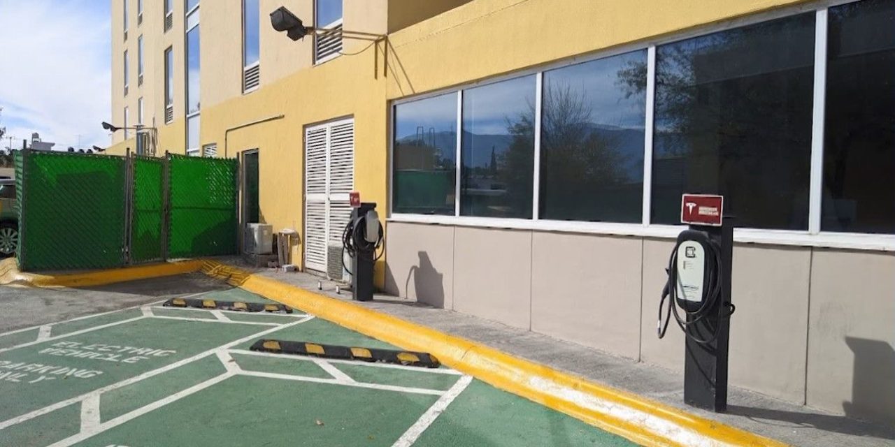 Saltillo a la vanguardia con 12 electrolineras para abastecer automóviles eléctricos