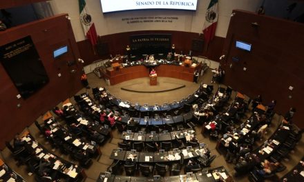 Buscan reelegirse 66% de los senadores en México