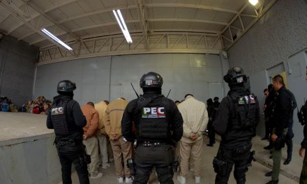 Realizan segundo traslado de reos a Monclova