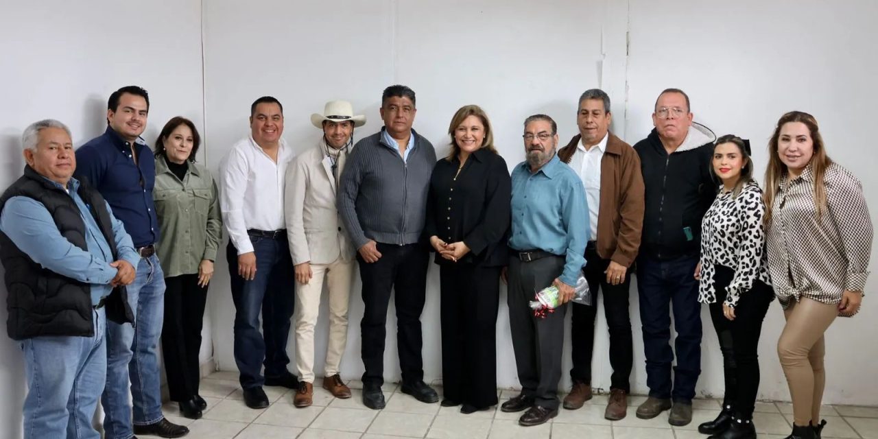 Celebra Diana Haro a los telegrafistas