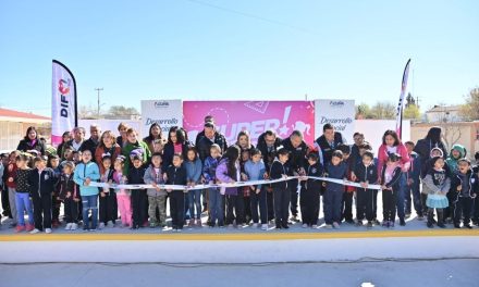 Entregan más obras públicas en planteles educativos en Acuña