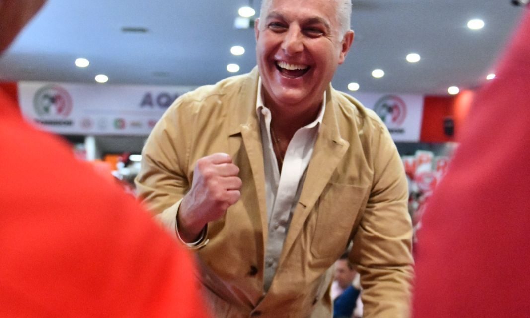 Va Román Cepeda por reelección en Torreón