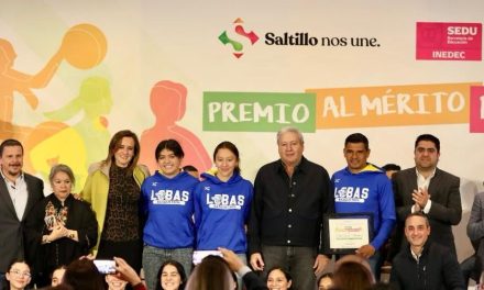 Entregan premio al Mérito Deportivo en Saltillo