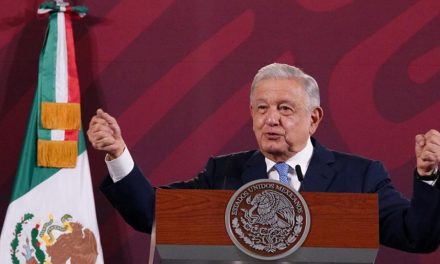 AMLO afirma que el ‘hackeo’ de datos a periodistas que cubren la mañanera es un asunto político