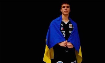 Muere apuñalado jugador de basquetbol ucraniano de apenas 17 años