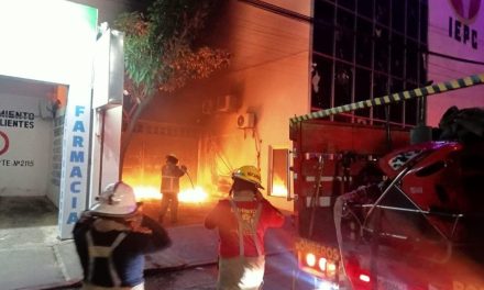 Oficinas del IEPC en Chiapas son atacadas con bombas molotov