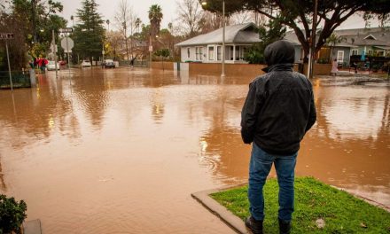 Tormenta en California pone en riesgo a 14 millones de personas