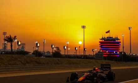 Checo Pérez termina 2do en las pruebas en Bahréin