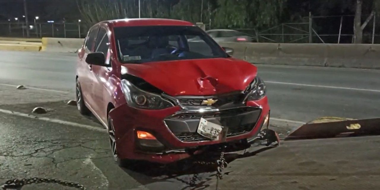 Choca con puente tras dormitar en Saltillo