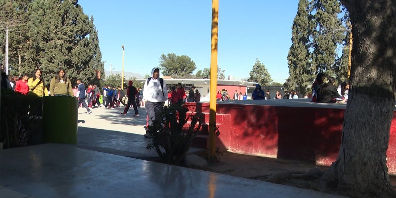 ¿Adiós celulares en las escuelas? En Coahuila estudia la SEDU no permitir su ingreso