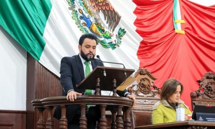 Propone Alberto Hurtado ampliar seguridad social, para madres solteras y sus hijos