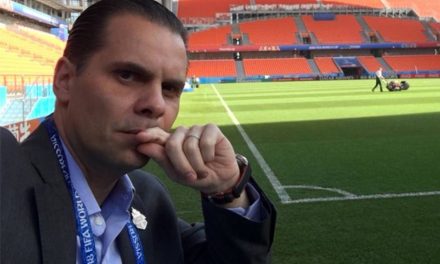Exconductora amenaza a Christian Martinoli con demanda