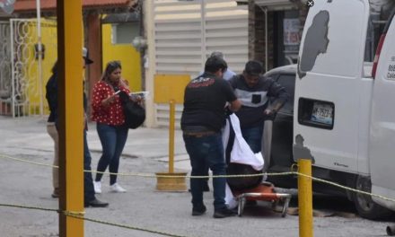Abuelito fue a cobrar su pensión, le pidieron unas copias y al buscar una papelería pierde la vida