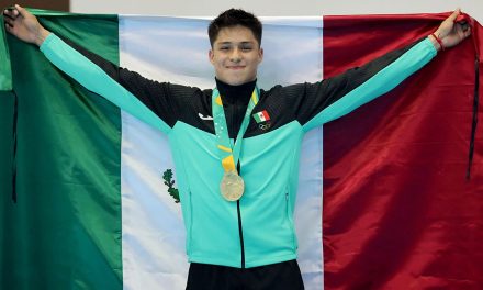 El mexicano Osmar Olvera se lleva el oro en el Campeonato Mundial de Natación