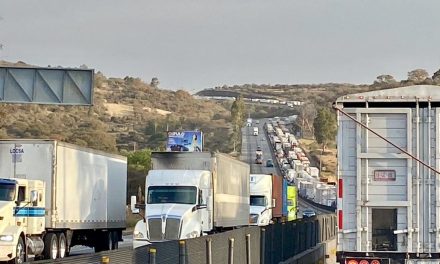 Amenazan transportistas con nuevo paro nacional