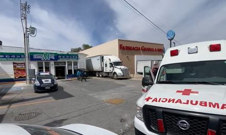 Saltillo: Muere transportista de un infarto