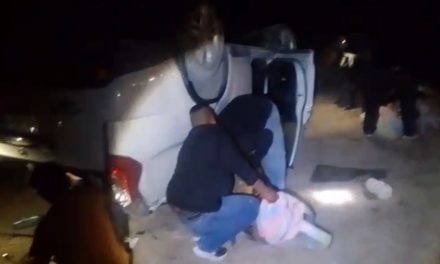 Una mujer y tres menores resultaron lesionados tras percance en la carretera Saltillo-Torreón