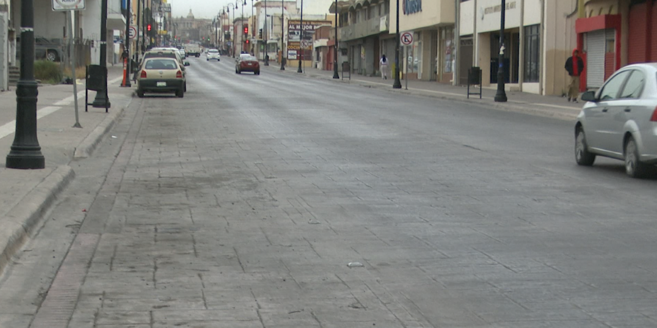 Lució Saltillo como en los 90s; calles y vialidades vacías por el día de asueto