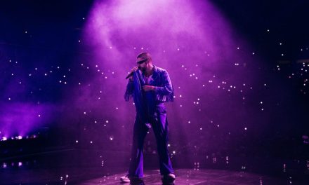 Bad Bunny demanda a uno de sus fans por violación de derechos de autor