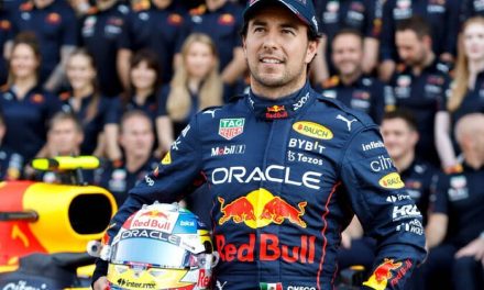 ‘Checo’ Pérez se lleva el segundo puesto en el Gran Premio de Arabia Saudita