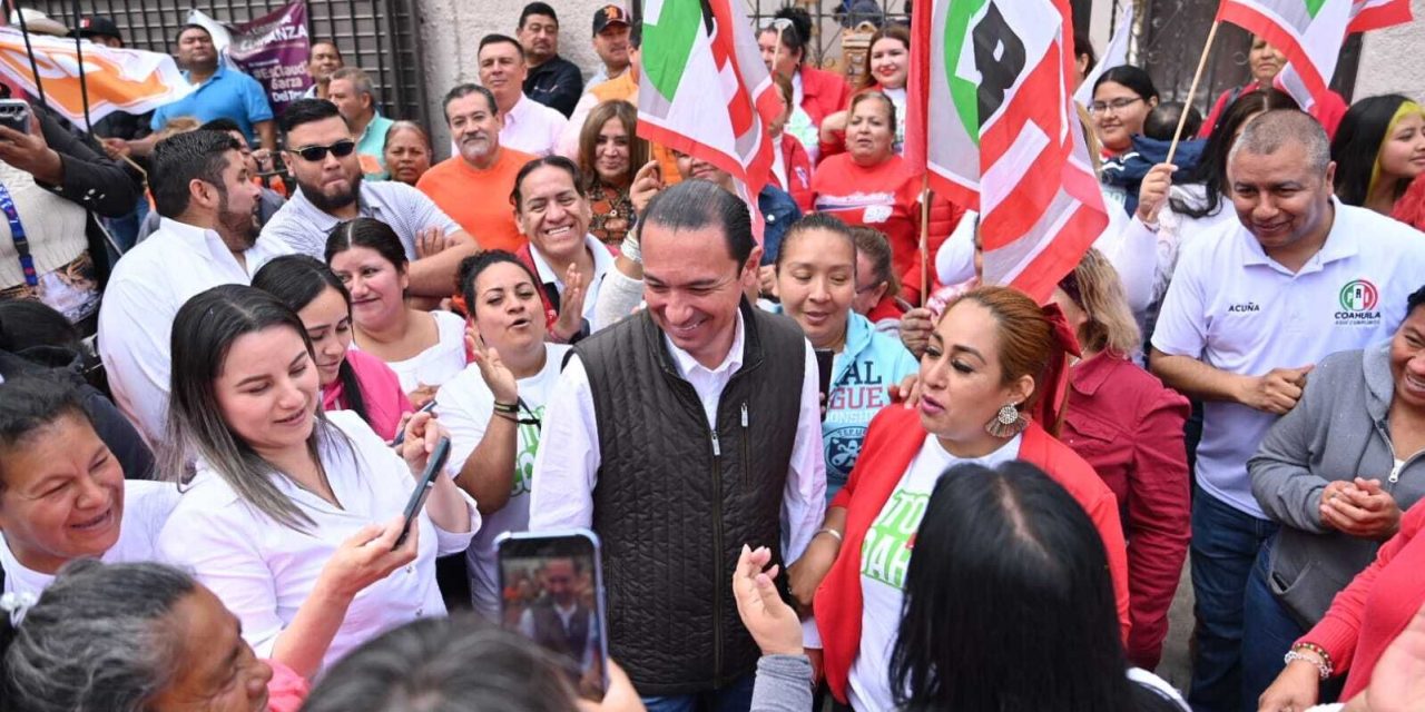 Apoya Acuña reelección de Emilio de Hoyos