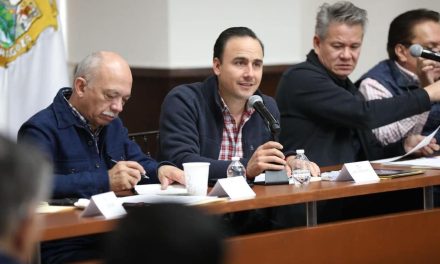 Manolo Jiménez establece acuerdos con familias de personas desaparecidas