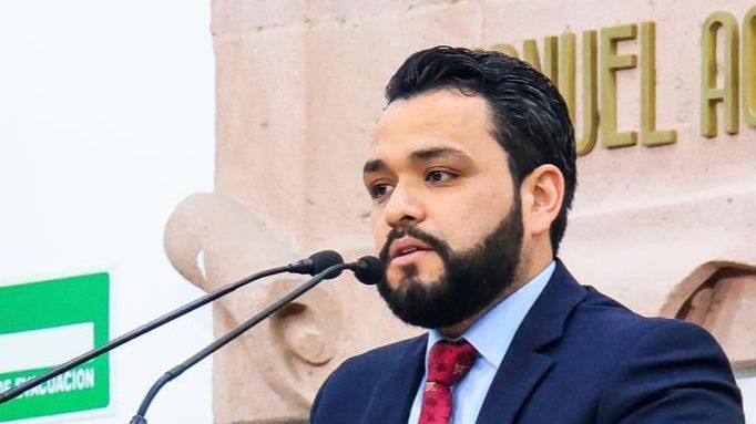 Propondrá Alberto Hurtado becas para hijos de periodistas